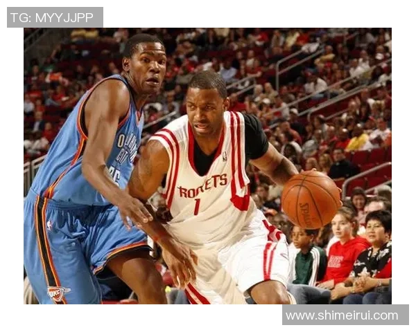 四大球星过人技巧大揭秘 足球场上的华丽变幻与实战应用