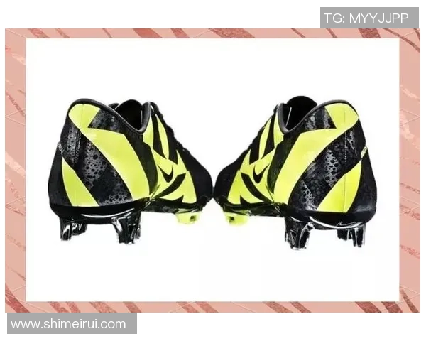 球星专用足球鞋大揭秘哪些款式成就了传奇球员的辉煌时刻 球星专用足球鞋大揭秘哪些款式成就了传奇球员的辉煌时刻
