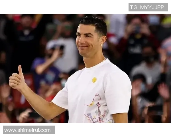 C罗足球球星卡是否拆卡揭秘 价值潜力与收藏市场前景分析